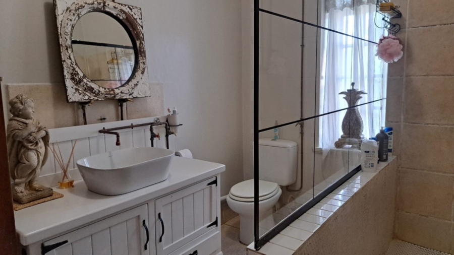 4 Bedroom Property for Sale in Caledon Western Cape